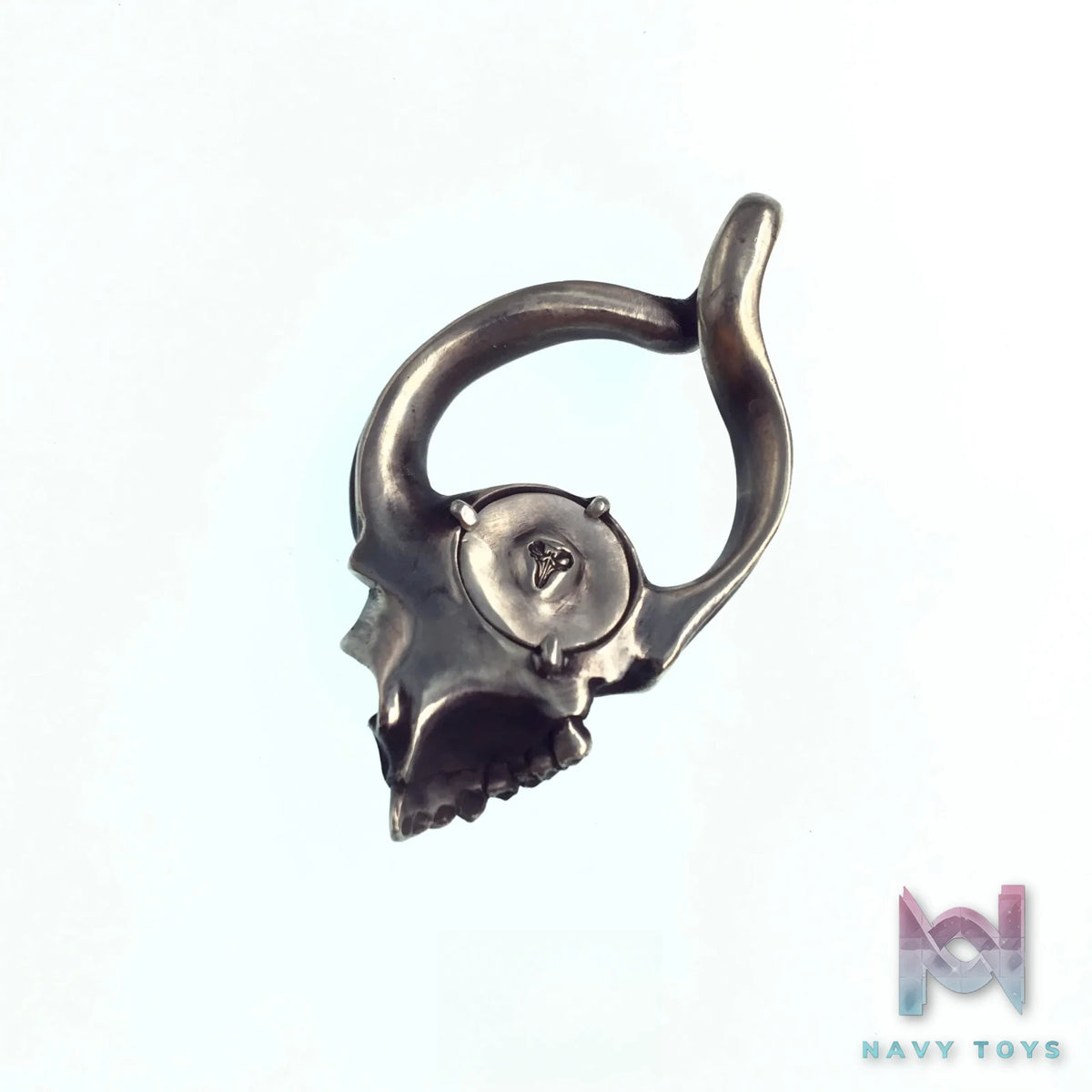 Raven Studio (silver jewelry) – Original Exclusive “Blood-Stained Eye” Prosthetic Eye Skull Pendant Original