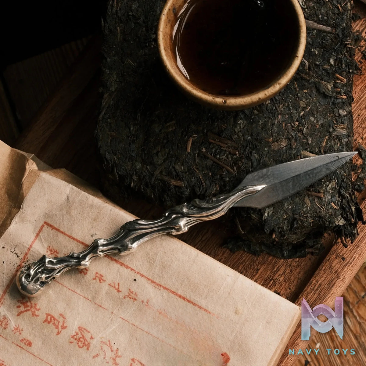 Raven Studio (silver jewelry) – Original “Mountain Bone” Damascus Tea Knife Original