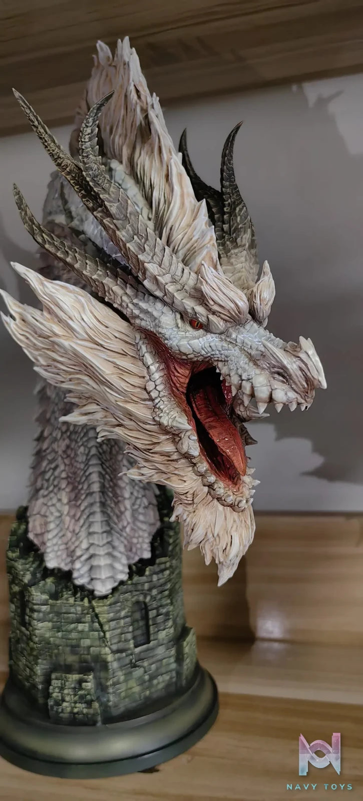 Dragon Frontier Studio – Monster Hunter White Fatalis Head Sculpture
