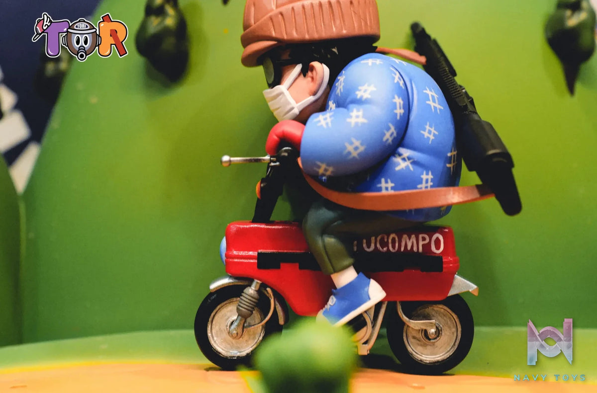 TOR Studio – Akira Toriyama Series 006 Akira Toriyama Riding A Bike Dr. Slump