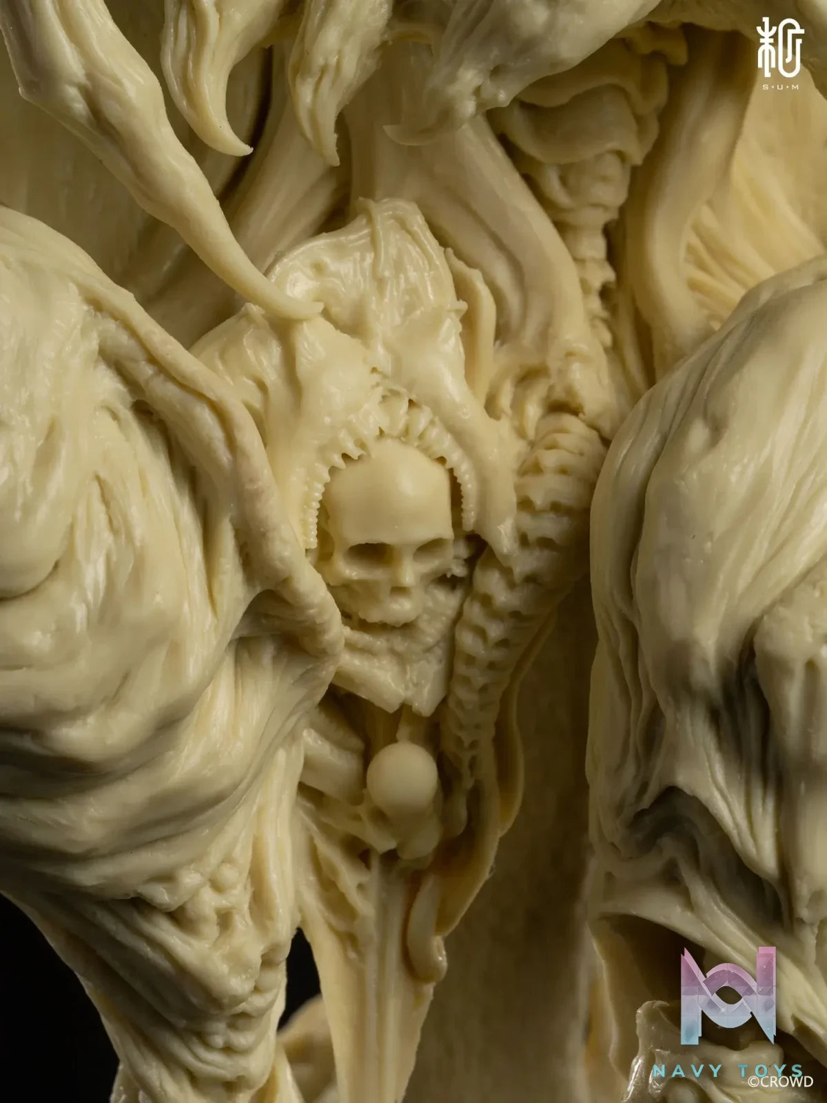Manas SUM – Akamushi Statue (Licensed)