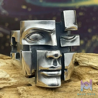 Shou Jiang Studio – Split Personality Ring Original