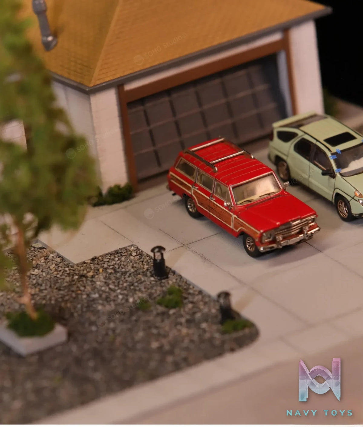 SOHO Studio – Breaking Bad 1/64 Walter White’s Family House Scene (Licensed)