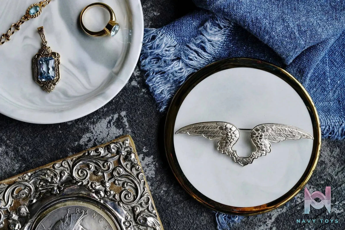 Raven Studio (silver jewelry) – Original Design Wing Brooch Original
