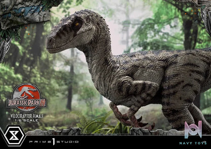 Prime 1 Studio – Legacy Museum Collection Jurassic Park III (Film) Velociraptor Female LMCJP-11 LMCJP-11S (Licensed)
