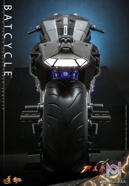 Hottoys – The Flash – Batman and Batcycle – 1/6th Scale MMS703 MMS704 MMS705 (Licensed)