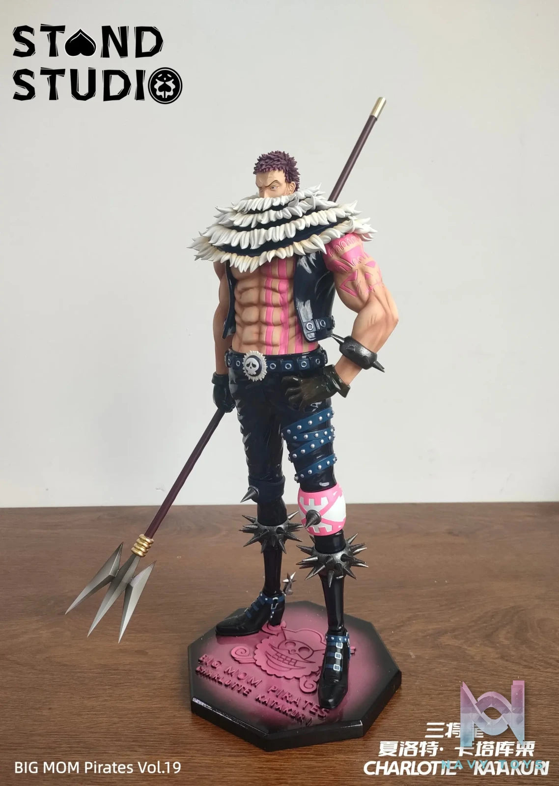 Stand Studio – Big Mom Pirates 019 Sweet Commanders Charlotte Katakuri One Piece