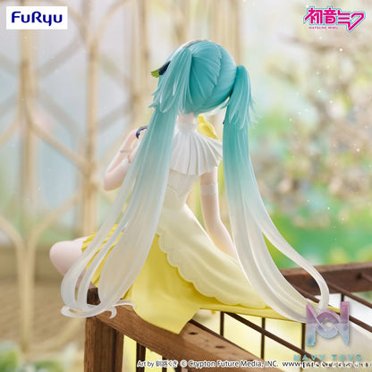 FURYU – Hatsune Miku Noodle Stopper Figure Canary Bird (Licensed)