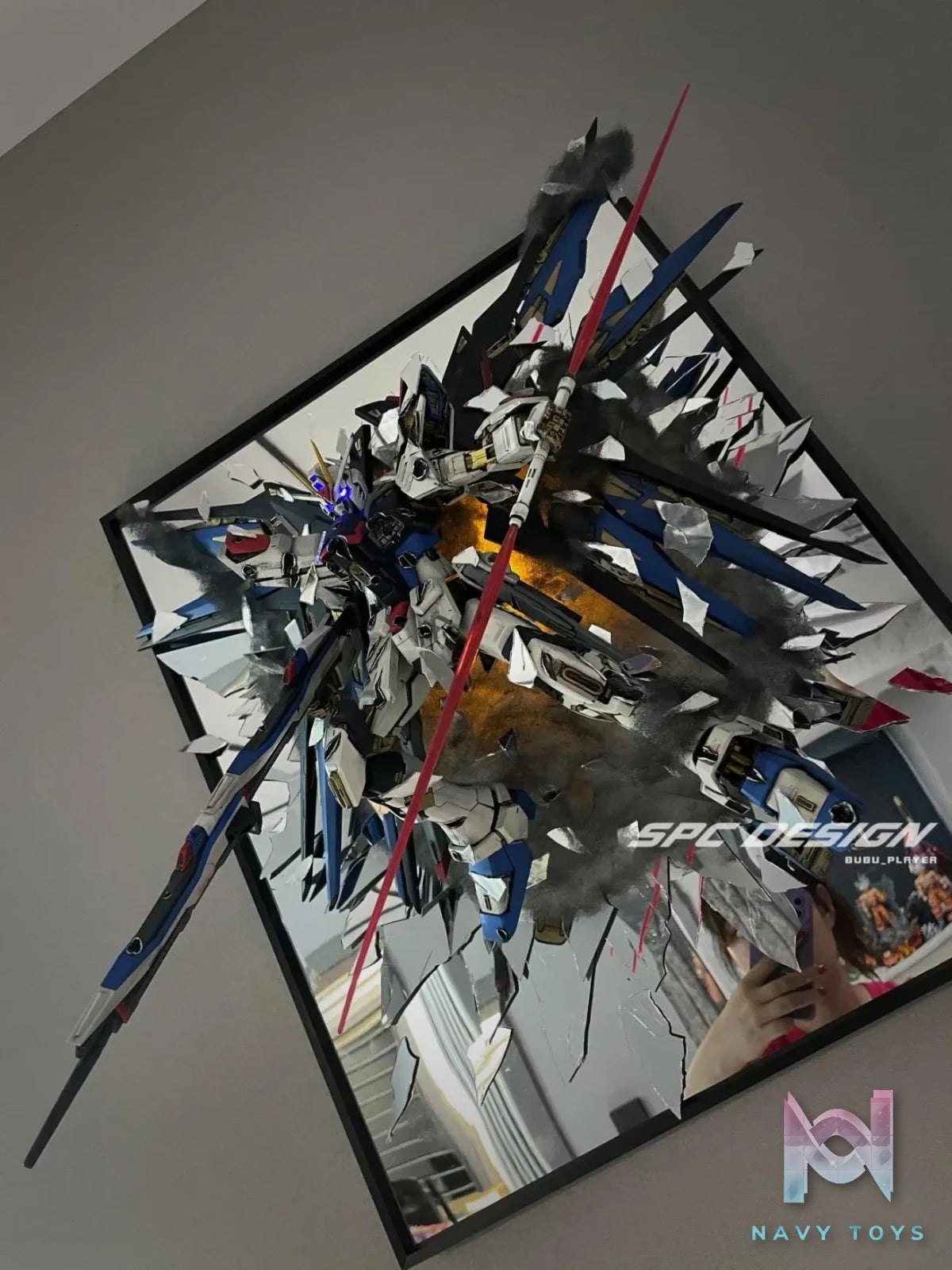 SPC DESIGN Studio – Gundam Series Broken Mirror Series Strike Freedom Gundam