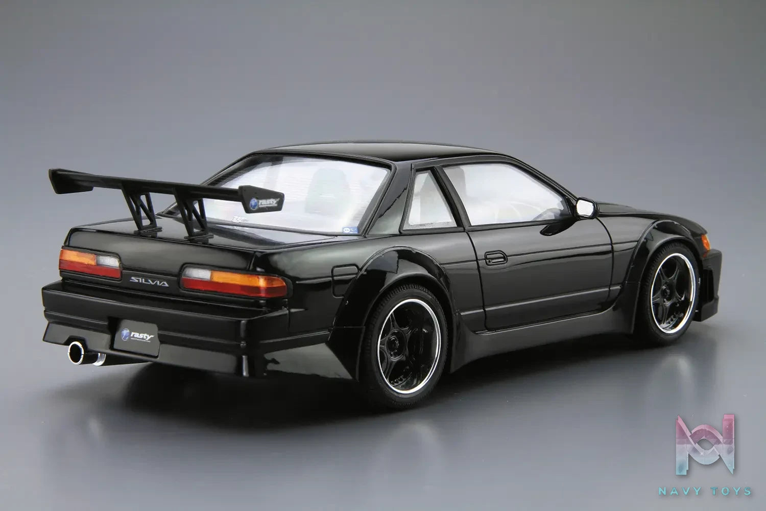 AOSHIMA – 1/24 Scale Car Model #24 (Licensed)