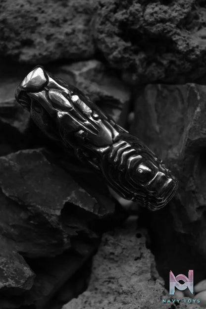 Raven Studio (silver jewelry) – Misty Fire Handmade Silver BIC J5 Lighter Case Original