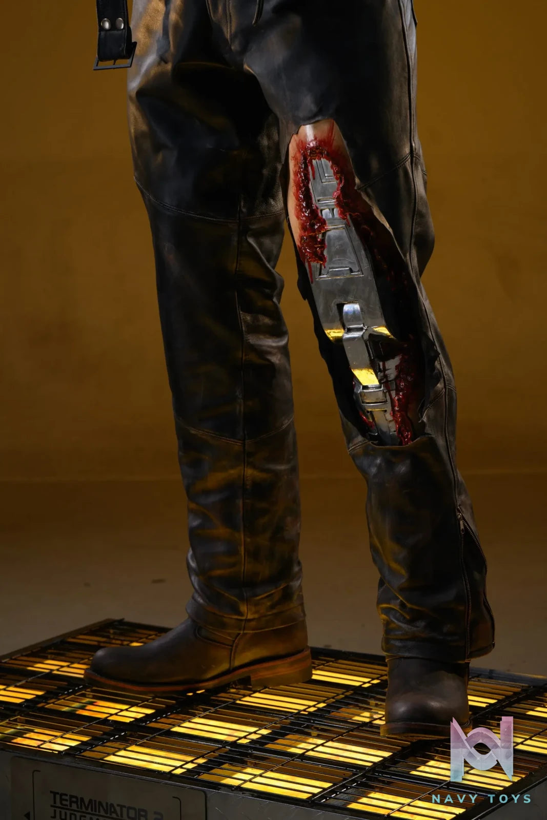 Inner Studio – Terminator T800 battle damage 1/1 life size statue The Terminator