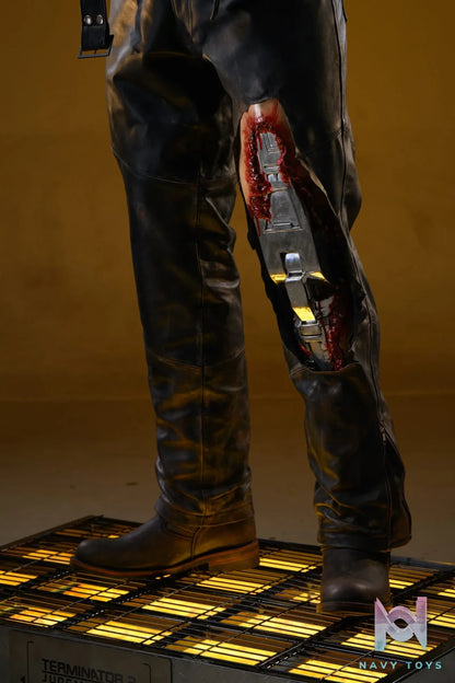 Inner Studio – Terminator T800 battle damage 1/1 life size statue The Terminator