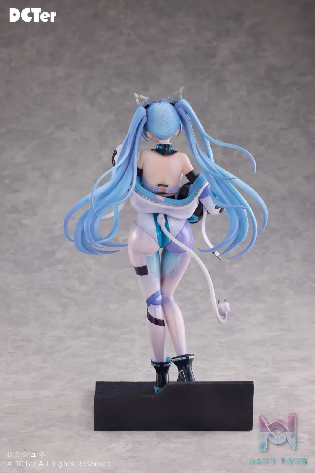 DCTer – 1/7 Motorcycle Girl Aila (Licensed)