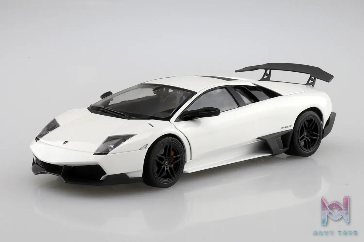 AOSHIMA – 1/24 Scale Car Model #24 (Licensed)