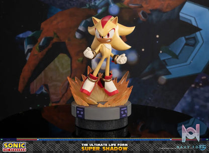 First 4 Figures – Sonic The Hedgehog – The Ultimate Life Form: Shadow the Hedgehog X Super Shadow (Licensed)