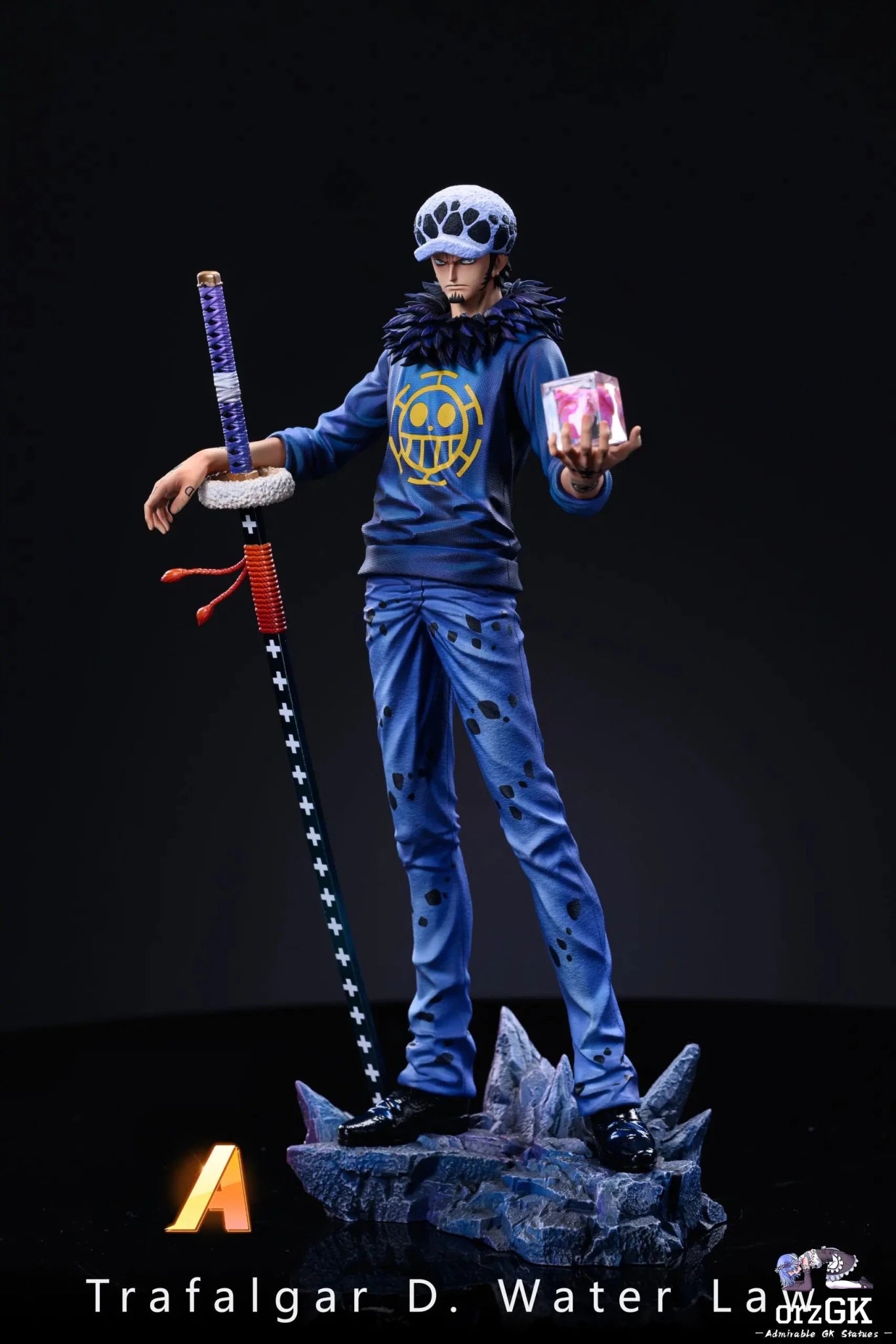 HX Studio - Trafalgar D. Water Law One Piece resin statue Navy Toys anime figure