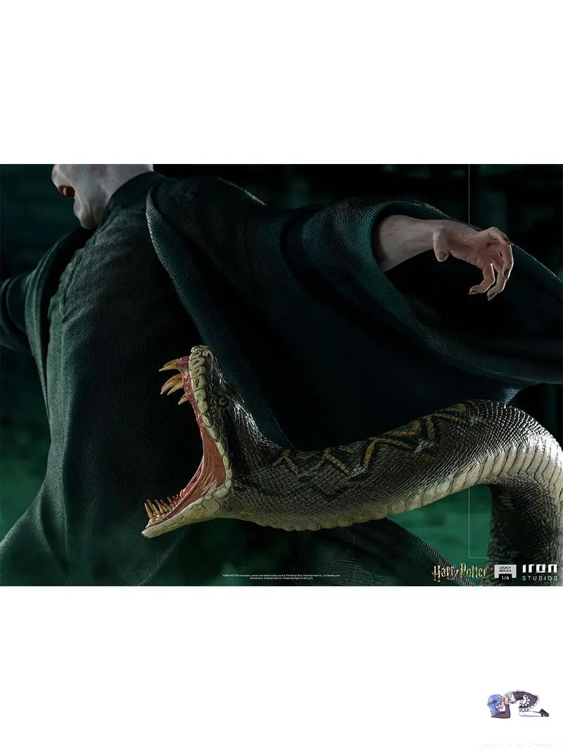 IRON Studio - Statue Voldemort and Nagini Harry Potter Legacy Replica 1/4 (Licensed)