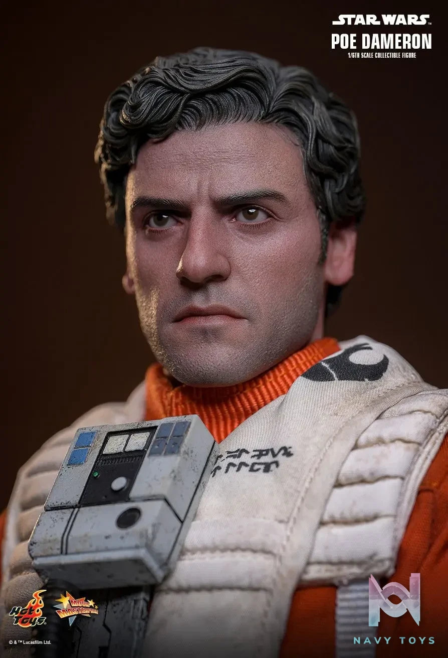 Hottoys – Star Wars: The Force Awakens Poe Dameron MMS806 (Licensed)