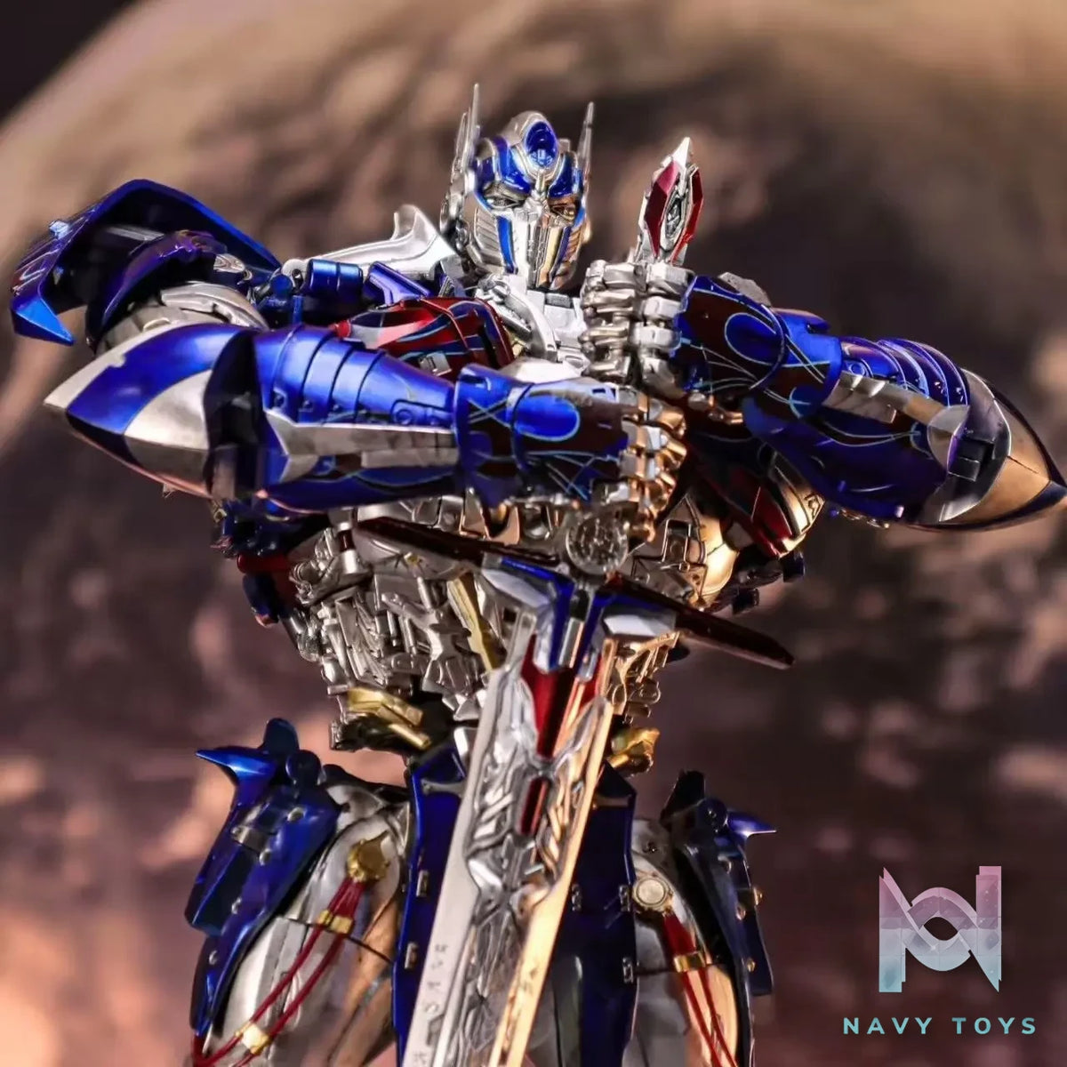 AAT Studio – AAT-02M King of Kavaliers Optimus Prime Metallic Version Transformers
