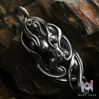Raven Studio (silver jewelry) – Original Exclusive “A Dream” Skull Pendant Original