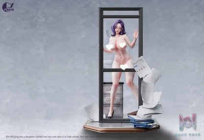 GZ Studio – Kim Mi-Jung in Front of the Floor-to-Ceiling Window A Wonderful New World
