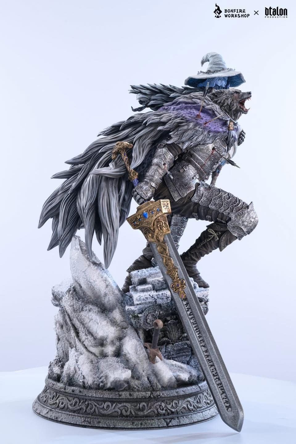 Wolf and Luna Princess - Elden Ring - Bonfire x Dtalon Studio resin statue Bonfire x Dtalon Studio anime figure
