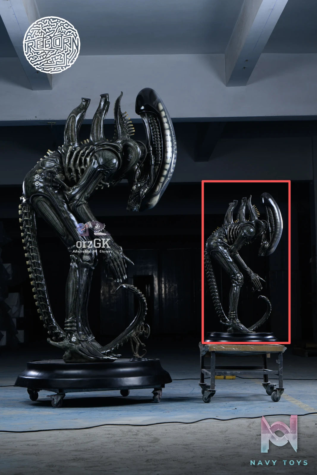 Reborn Studio – Alien Bowing Alien