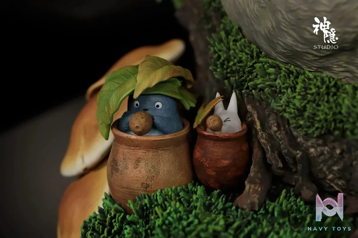 Shen Yin Studio - My Neighbor Totoro Silhouette Moment Series Resting in the Tree Hole resin statue Navy Toys anime figure