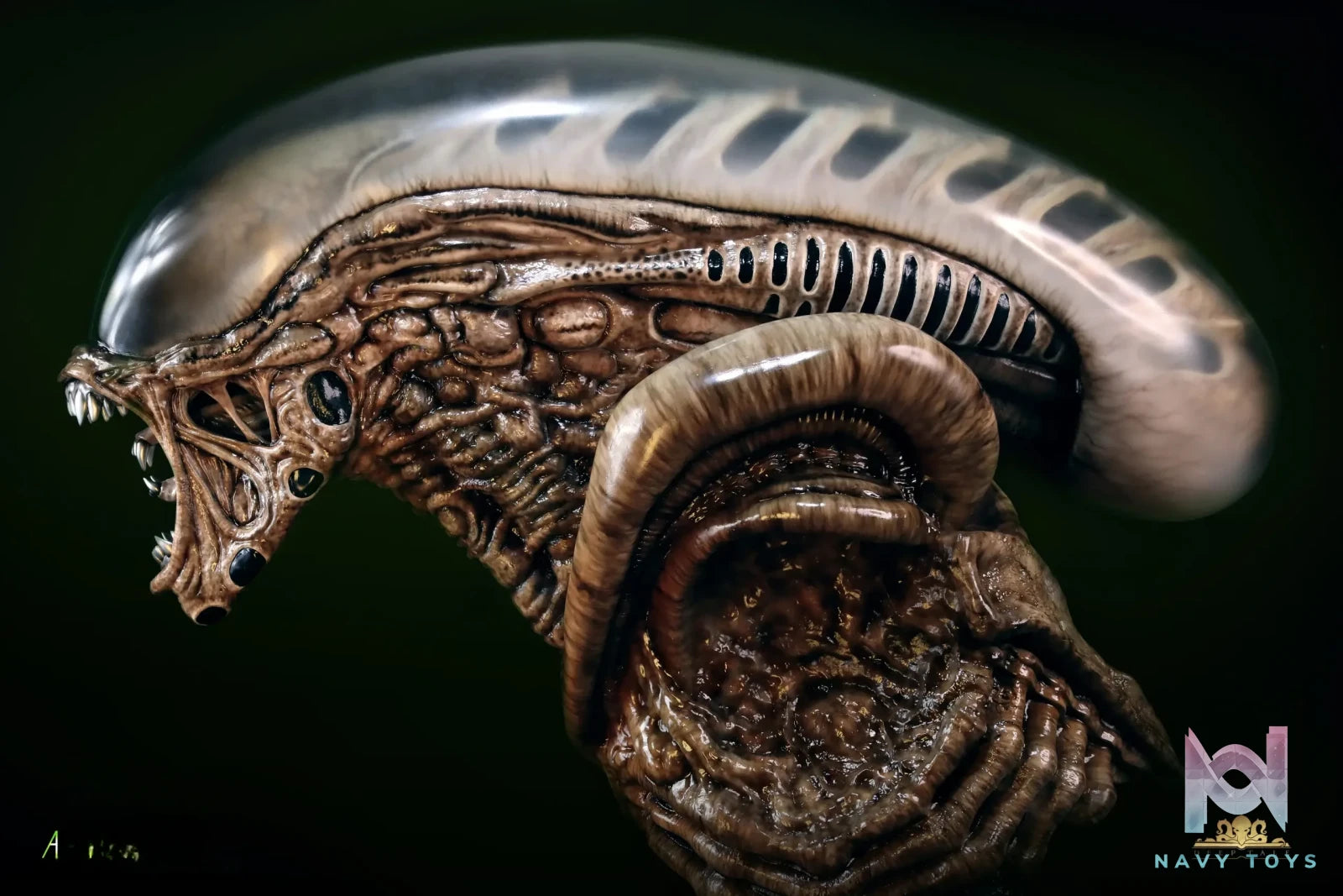 Deep Tale Studio – Life-Size Dog Alien Bust Alien