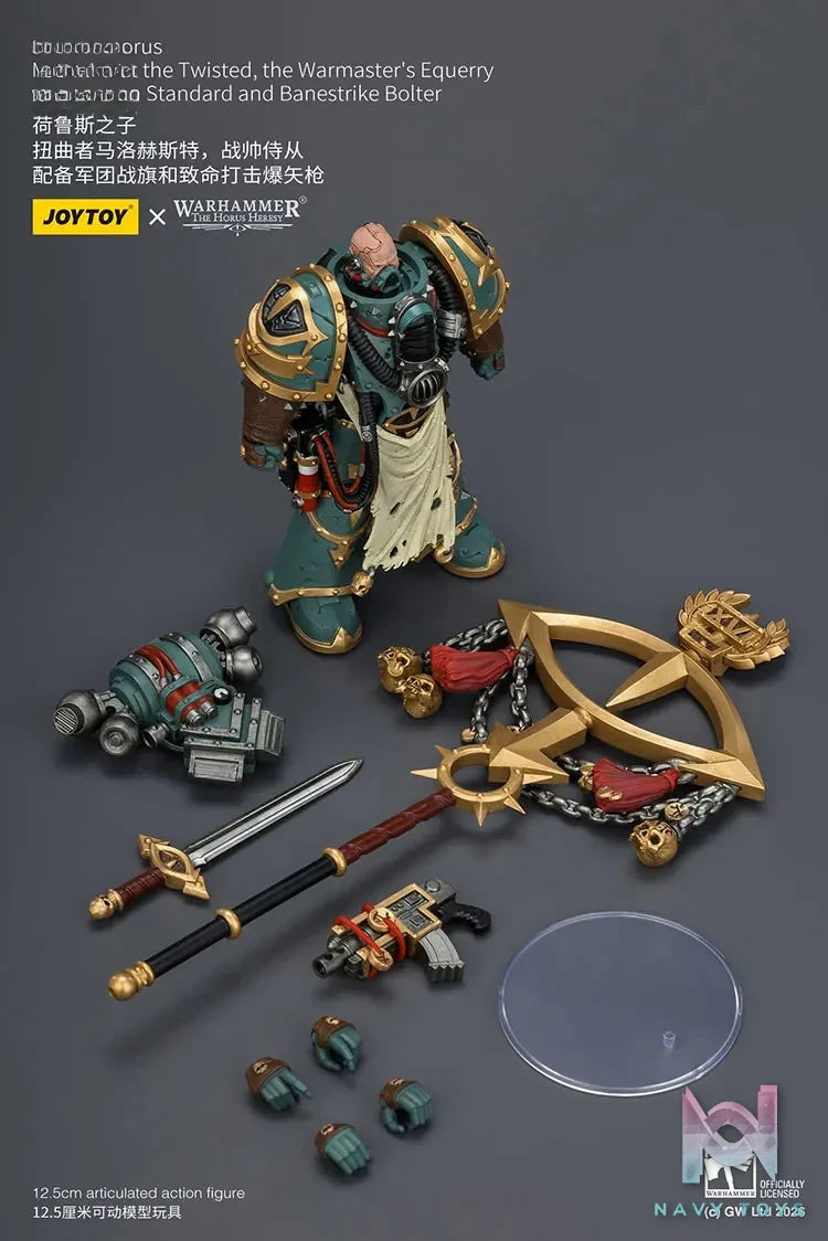 JOYTOY – Sons of Horus Maloghurst the Twisted, the Warmaster’s Equerry with Legion Standard and Banestrike Bolter JT04339 (Licensed)