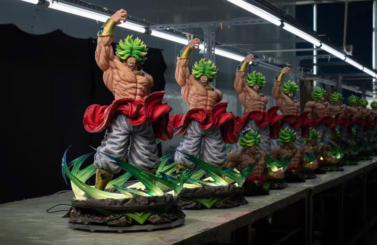 Broly Super Saiyan Resin Recast Statue - Dragon Ball - 49 Studio