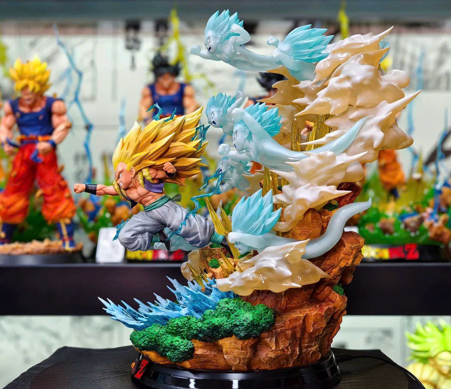 Gotenks Super Saiyan 3 Resin Recast Statue - Dragon Ball - 49 Studio