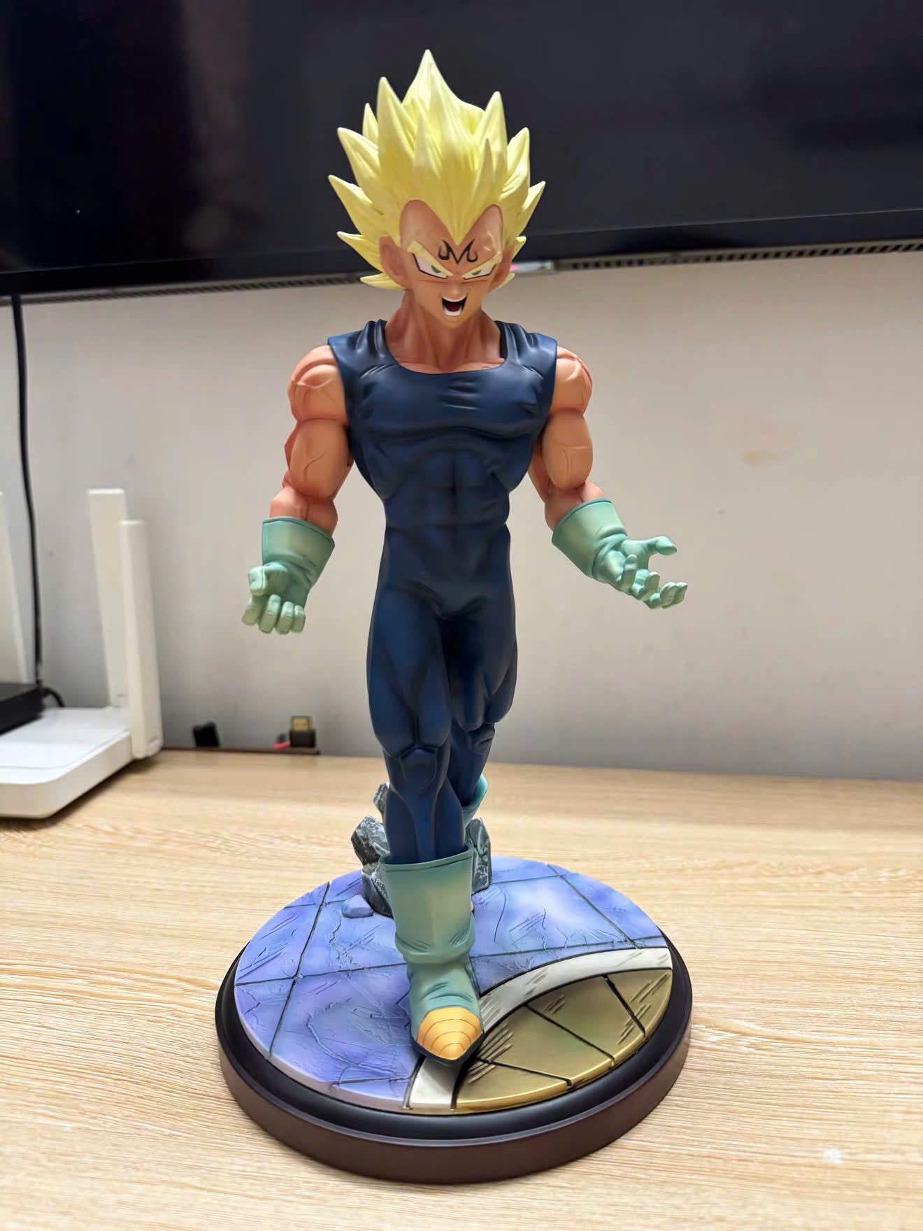 Vegeta Super Saiyan Resin Recast Statue - Dragon Ball - 49 Studio