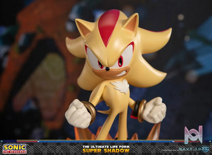 First 4 Figures – Sonic The Hedgehog – The Ultimate Life Form: Shadow the Hedgehog X Super Shadow (Licensed)