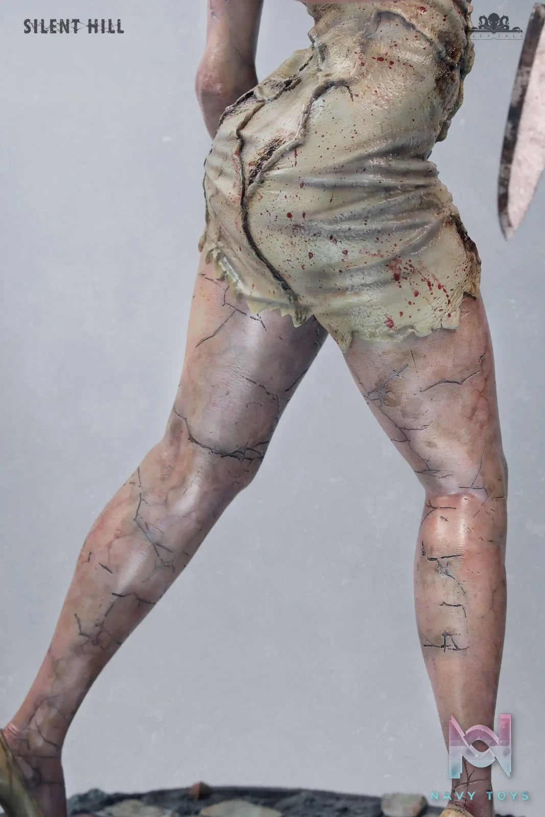 Deep Tale Studio – Silent Hill (Film) – 1/3 Scale Nurse Statue