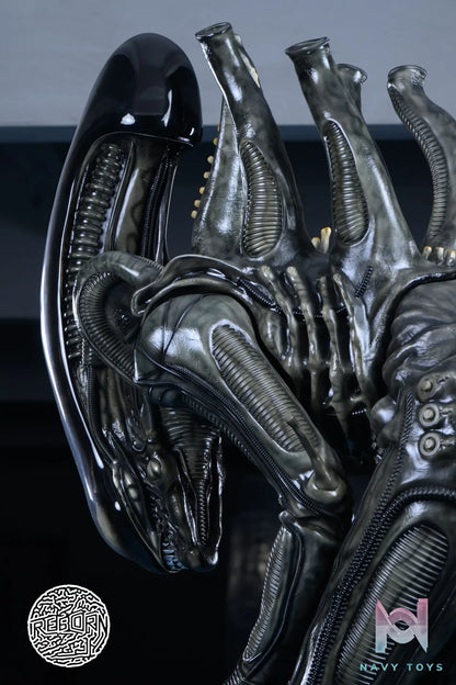 Reborn Studio – Alien Bowing Alien