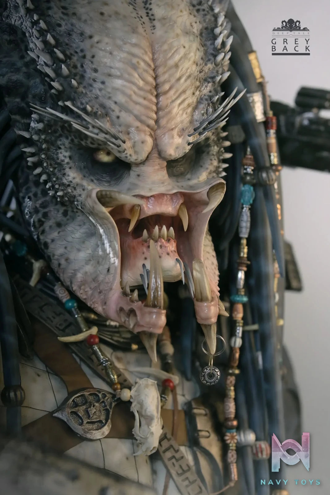 Deep Tale Studio – Predator Series Masterpiece Greyback Predator