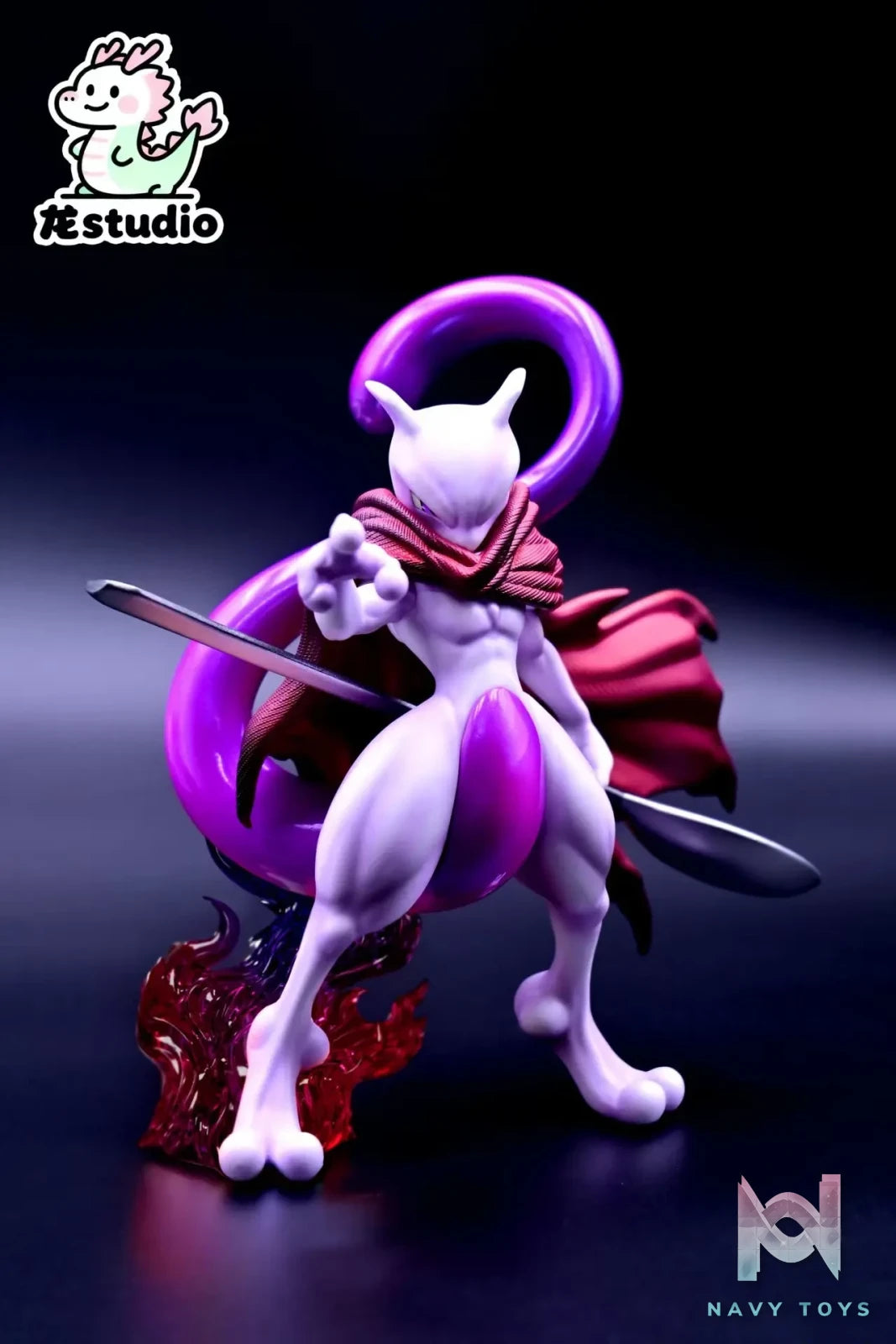 Long Studio – Mewtwo Pokémon