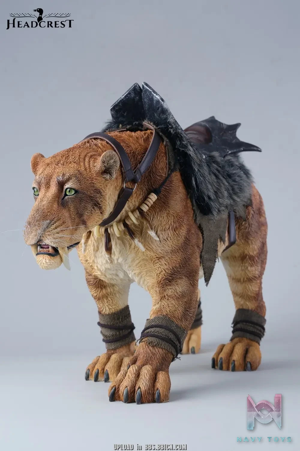 HEADCREST – Saber-toothed tiger H2603 (Licensed)