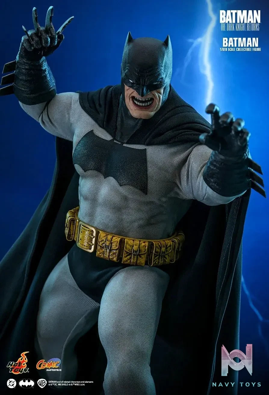 HotToys – DC 1/6 CMS024 Batman: The Dark Knight Returns Batman (Licensed)