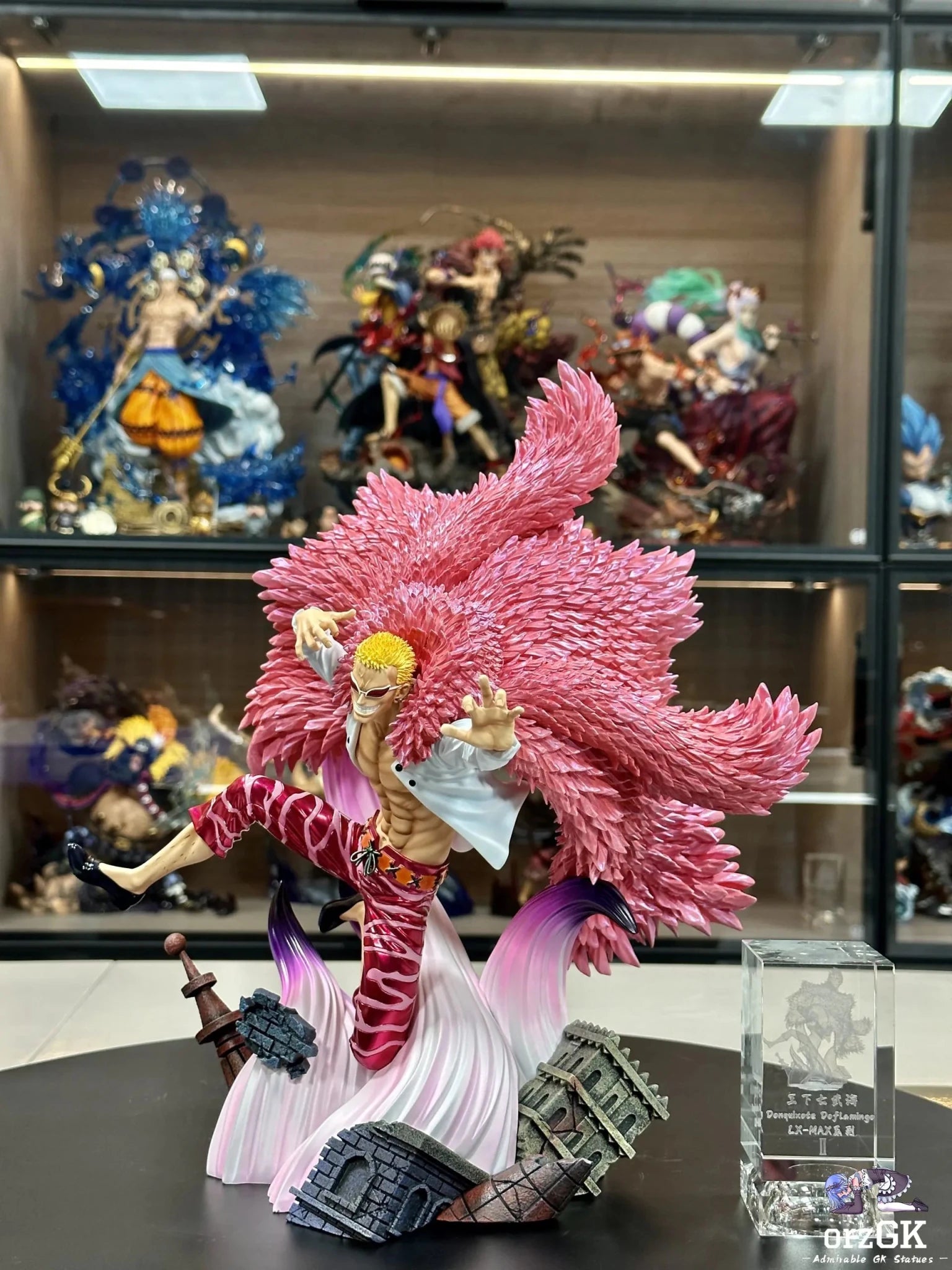 LX Studio - One Piece Donquixote Doflamingo resin statue Navy Toys anime figure