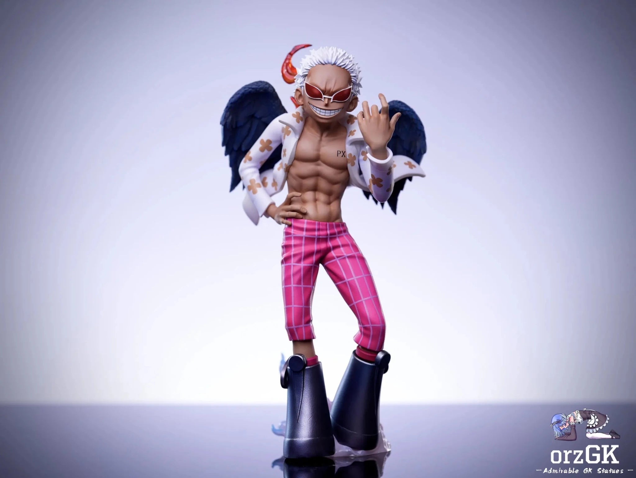 Super Guai Studio - One Piece Seraphim Donquixote Doflamingo resin statue Navy Toys anime figure