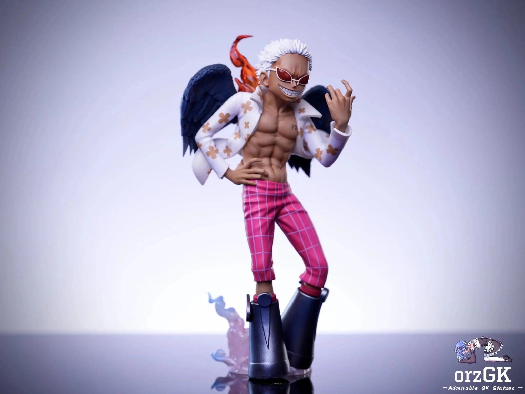 Super Guai Studio - One Piece Seraphim Donquixote Doflamingo resin statue Navy Toys anime figure