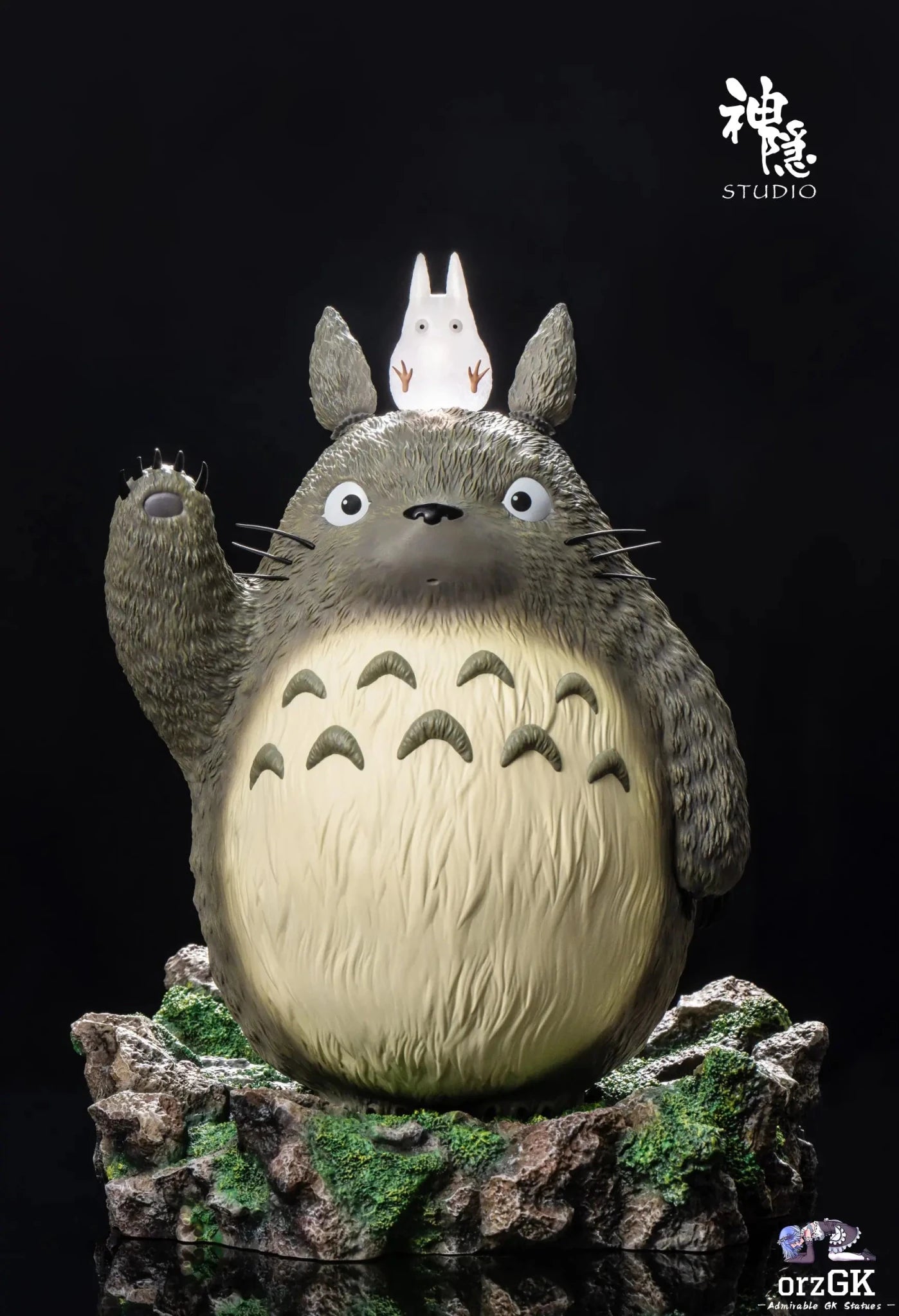 Shen Yin Studio - Totoro Waving Its Paw - My Neighbor Totoro resin statue Navy Toys anime figure