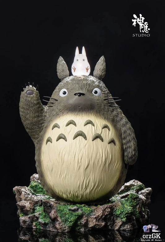 Shen Yin Studio - Totoro Waving Its Paw - My Neighbor Totoro resin statue Navy Toys anime figure