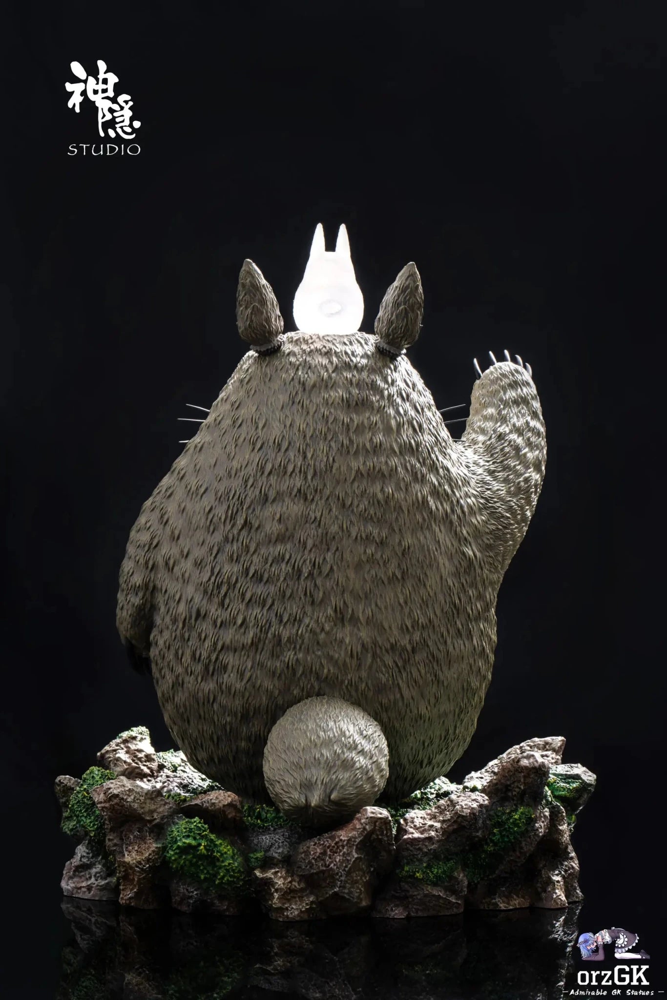 Shen Yin Studio - Totoro Waving Its Paw - My Neighbor Totoro resin statue Navy Toys anime figure
