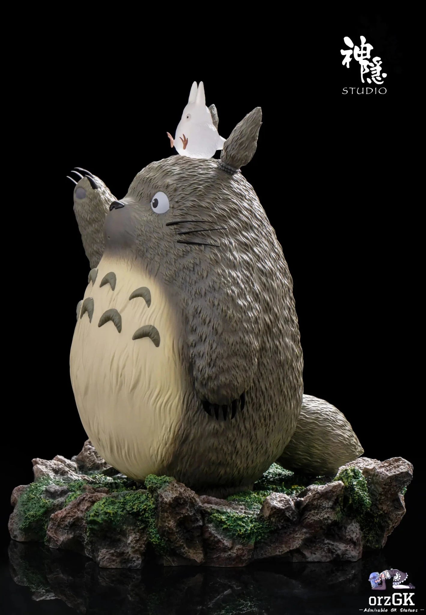 Shen Yin Studio - Totoro Waving Its Paw - My Neighbor Totoro resin statue Navy Toys anime figure