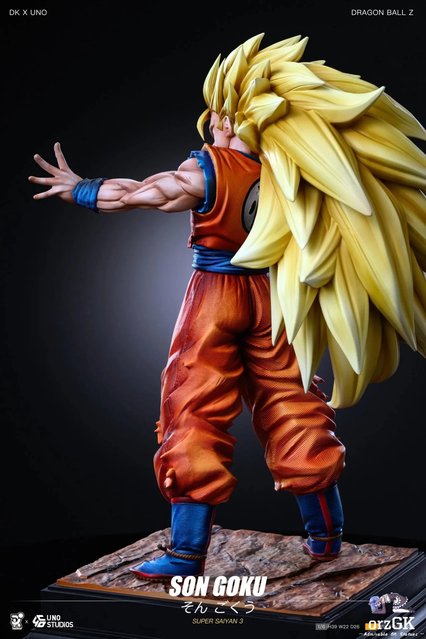 DK Studio - Dragon Ball Super Saiyan 3 Goku resin statue Navy Toys anime figure