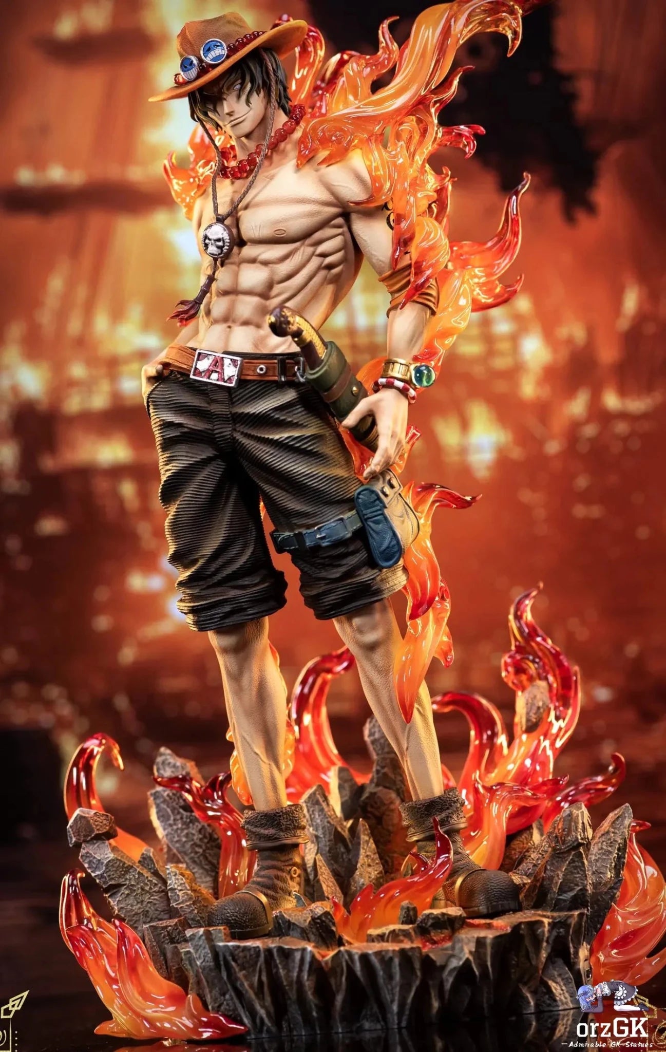 YUE GUANG CHENG Studio - One Piece Portgas D. Ace resin statue Navy Toys anime figure